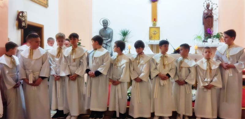 USKRSNO VRIJEME - 17. LITURGIJA EUHARISTIJE: Ministrantska služba